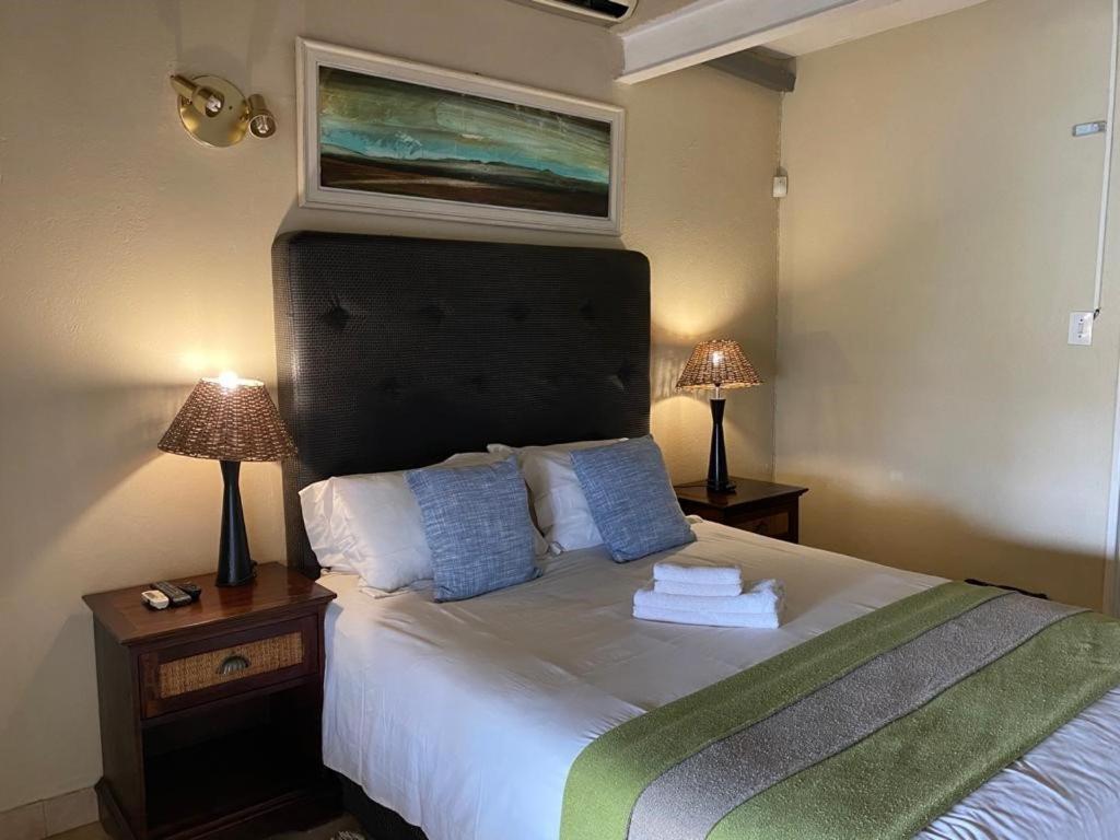 Croc River Lodge Komatipoort Eksteriør bilde