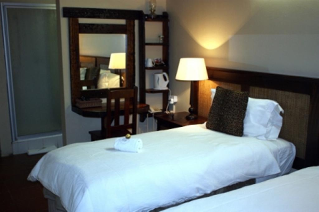 Croc River Lodge Komatipoort Eksteriør bilde