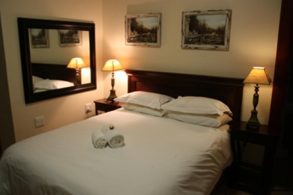 Croc River Lodge Komatipoort Eksteriør bilde
